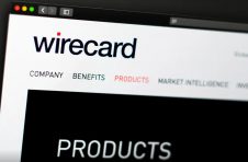 Wirecard UK解除了客户的资金，因为金融监管机构取消了禁令