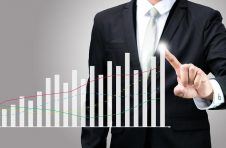 美药厂Moderna料如期下月提交新冠疫苗最後阶段临床测试初步数据