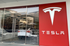 Tesla正在召回超过47.5万辆Model3及ModelS，召回数目相当于去年交付量
