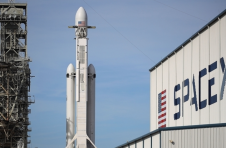SpaceX已进行3.374亿美元的股权融资