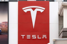 Tesla计划期暂停上海厂房大部分生产两周，以进行厂房升级