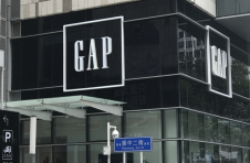美国时装连锁Gap将裁减约500个企业职位