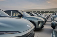 蔚来李斌：将推出一个子品牌，希望2030年成为世界前五大汽车制造商之一