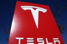 Tesla证实关闭中国首间旗舰陈列室